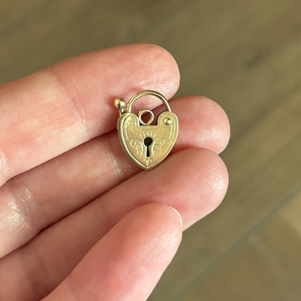 14k Gold Heart Padlock Charm